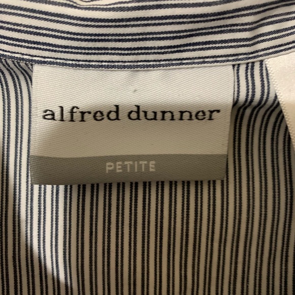 Alfred Dunner navy/ white pinstriped  blouse - Picture 4 of 5